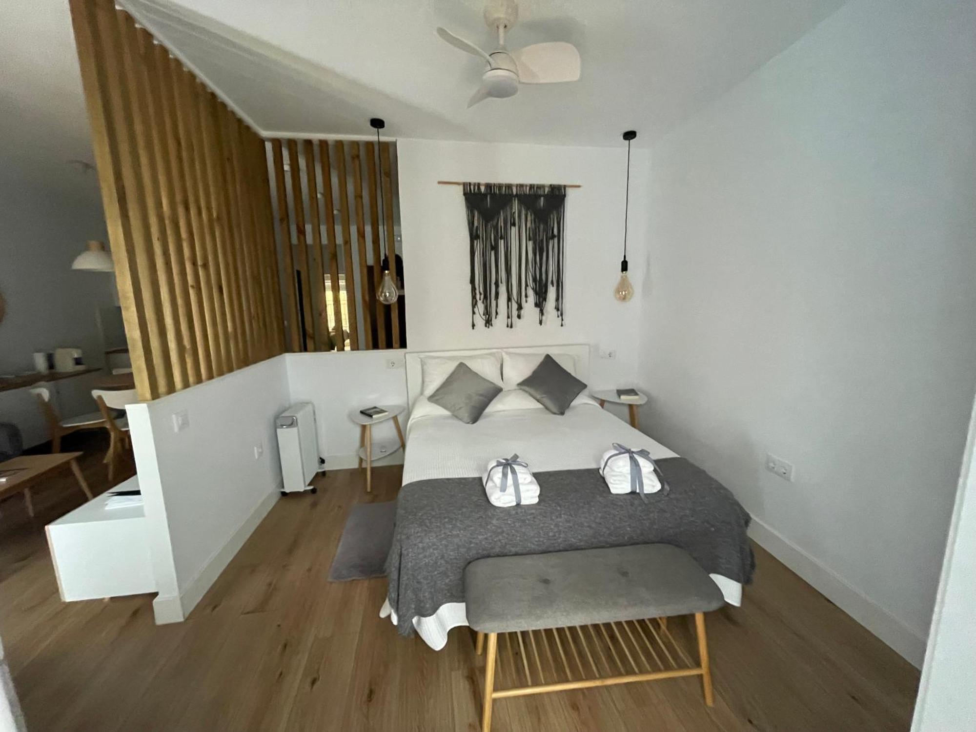 Torre De Ambroz Apartment Пласенсия Екстериор снимка
