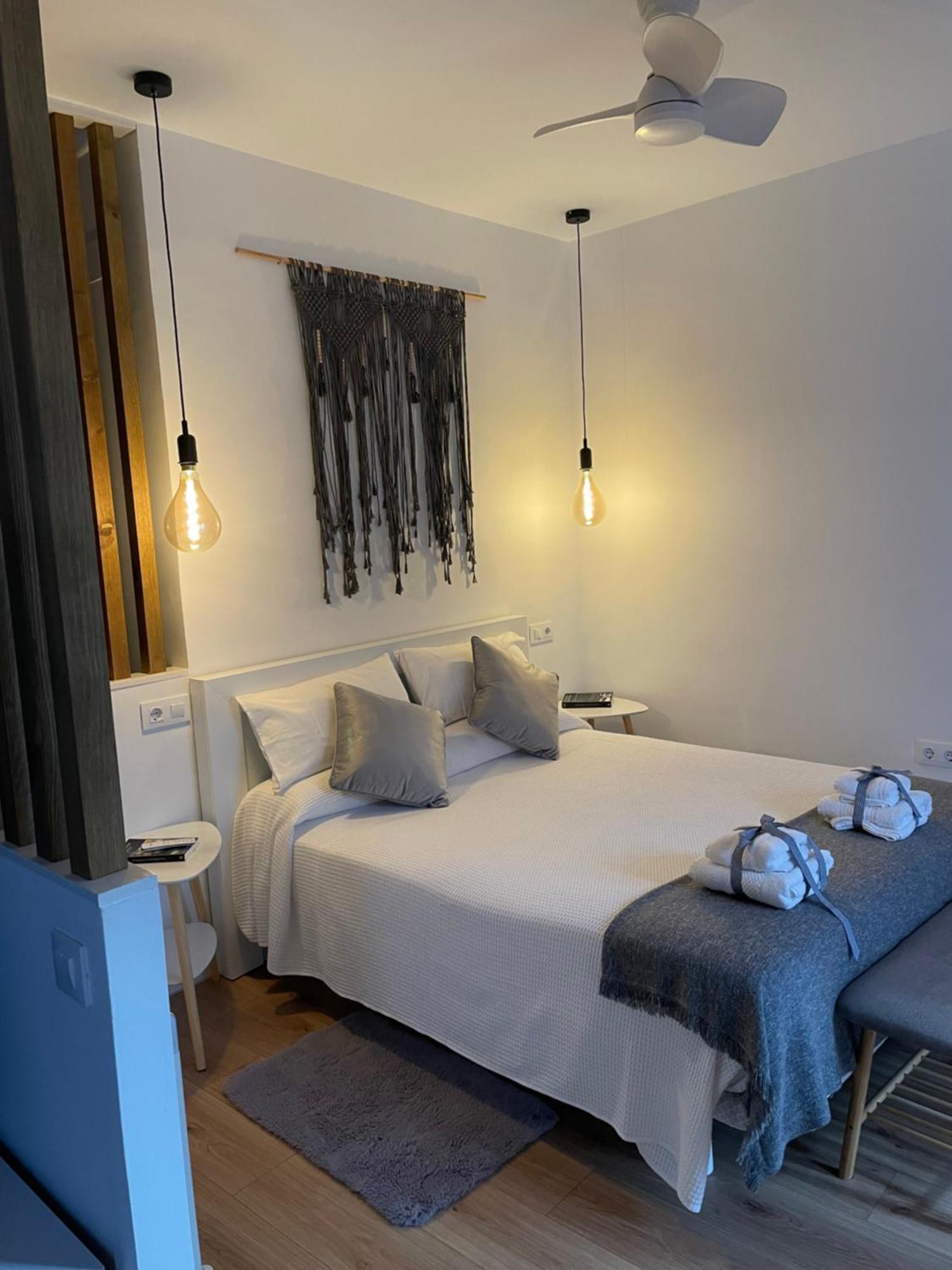 Torre De Ambroz Apartment Пласенсия Екстериор снимка